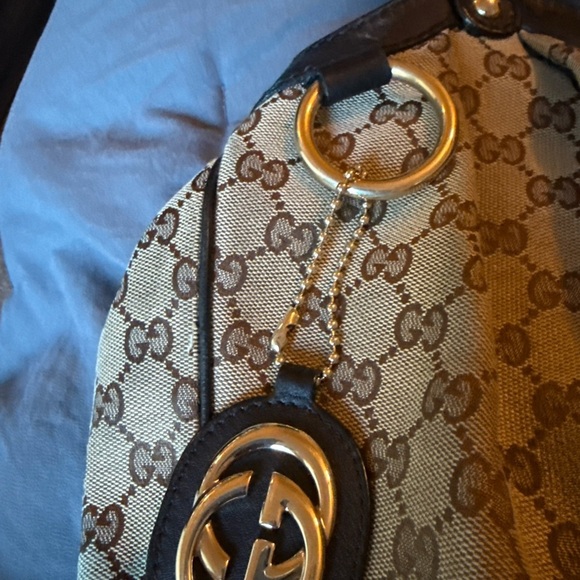 Gucci GG Canvas Sukey Purse - Picture 2 of 15